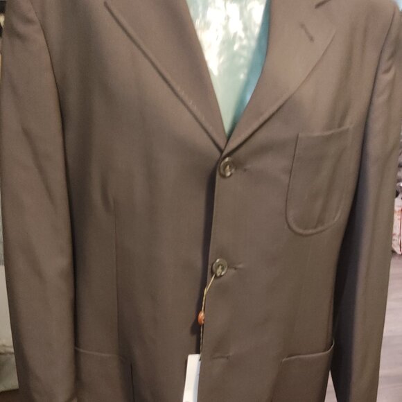 New with Tags Giorgio Andreani Suits 42R - Picture 1 of 15